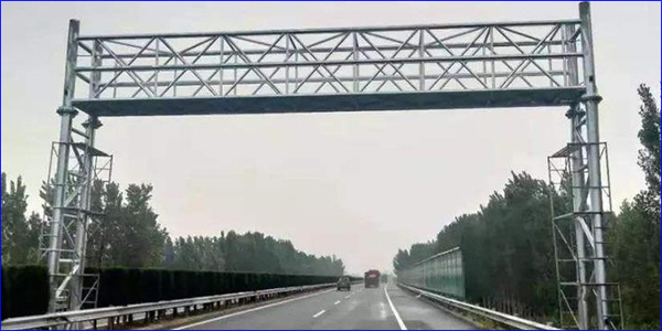 【深圳高速公路龙门架定制厂家】ETC龙门架设定的规范