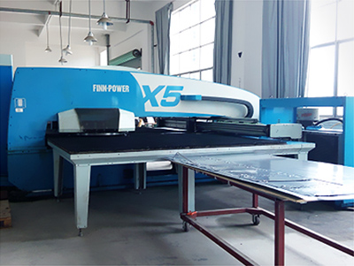 精致-芬宝数控冲床 精致-芬宝数控冲床